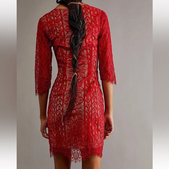 NWT For Love and Lemons Lyla red floral lace cocktail bodycon mini dress - Picture 2 of 12